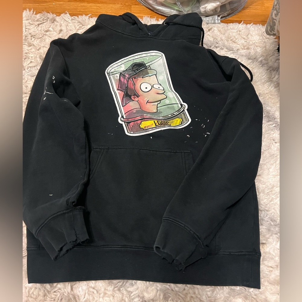 Logic sweater